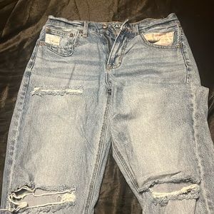 american eagle mom jeans